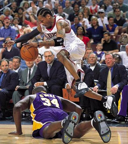 kaiyun中国官方网站-包含赛季最佳盖帽：那些令人惊叹的防守瞬间的词条